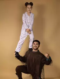 monique-family-2-768×1152-1