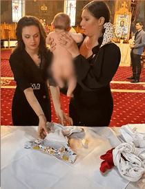 Cristina Bălan și-a botezat fiica, pe Nadeea Sofia: "Gemenii sunt fascinaţi de ea". Primele imagini de la eveniment
