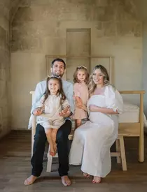Cum a afectat-o concediul de maternitate pe Laura Cosoi: "E un pericol, lipsește profund socializarea" / Își dorește și al patrulea copil