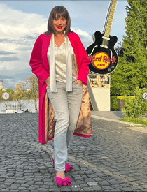 Cum arată Diana Dumitrescu în costum de baie. Actrița e la fel de atrăgătoare și după ce a pus câteva kilograme în plus, în urma unui accident: "Cântarul mi-a dat lovitura fatală"