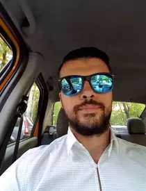 Marius Elisei are o nouă iubită, după despărțirea de Oana Roman: "De mult n-am mai gustat din fericire". Isa a cunoscut-o pe partenera tatălui ei