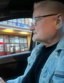Cum se simte Irinel Columbeanu la azil, după o jumătate de an: "Nu are moralul scăzut, nu l-am văzut niciodată să plângă". De câte ori vorbește la telefon pe săptămână cu Irina, fiica lui