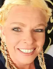 dana-marijuana-3