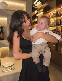 1.-ana-baniciu-si-a-botezat-baietelul