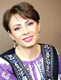 64c0ff5961f6f-adriana-antoni-3