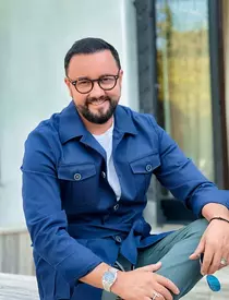 Ce surpriză a primit Cătălin Măruță din partea mamei, de ziua lui. Au trecut cinci luni de la moartea tatălui său: "Aseară m-au sărbătorit cei mai dragi oameni din viața mea"