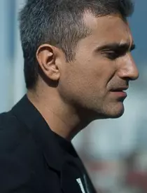 Robert Turcescu, VIVA! aprilie 2013. foto Cosmin Bumbut