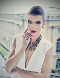 Moda VIVA! aprilie 2013