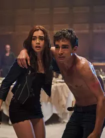 afis Instrumente Mortale: Oraşul Oaselor