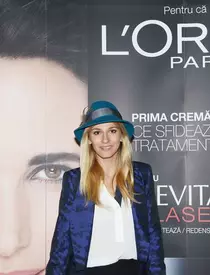 Teodora Cruceru si Oana Cuzino