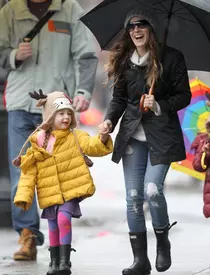 Sarah Jessica Parker alaturi de gemenele Tabitha si Loretta