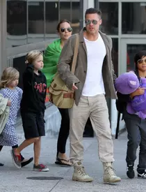 Brad Pitt si Angelina Jolie