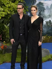 Brad Pitt si Angelina Jolie