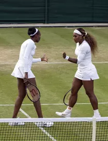 Vedete pe teren şi în tribune la Wimbledon