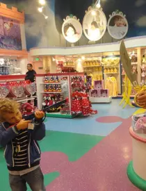 Andrei Aradits si Eric