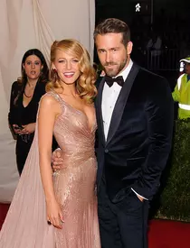 Ryan Seacrest si Julianne Hough