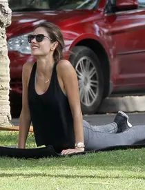 Jessica Alba si familia s-au intalnit cu Mos Craciun