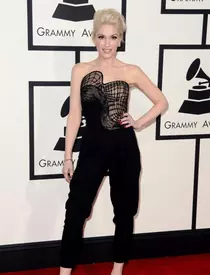 Taylor Swift – Rochie Elie Saab