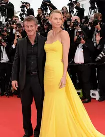 Charlize Theron – Rochie Christian Dior Couture