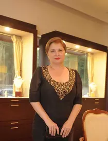 Roxana Voloseniuc (Elle)