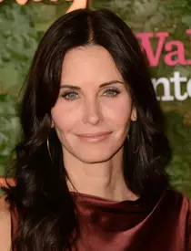 Courtney Cox la 51 de ani. Uite cum s-a schimbat de-a lungul timpului!