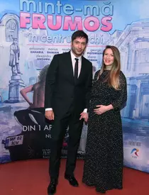 Vedete la premiera de gală a comediei “Minte-mă frumos în Centrul Vechi”