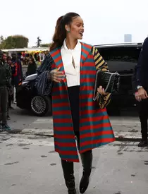 Stil de vedetă: Rihanna