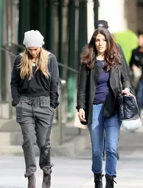 Jennifer si Lynda Lopez