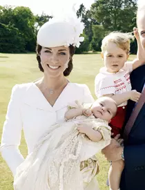 Prințul George e păzit non-stop de forțele de securitate, după ce a fost amenințat de gruparea ISIS.