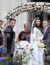 Ținuta Sandrei Mutu la botez