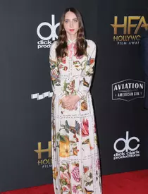 Vedete pe covorul roșu la Hollywood Film Awards. Angelina Jolie și Margot Robbie au atras toate privirile