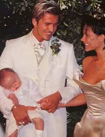 David și Victoria Beckham, în ziua nunții lor.