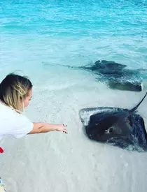 Delia, vacanţă în Maldive