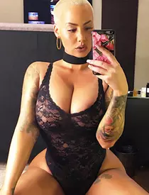 Top 15 celebrități super sexy în lenjerie intimă pe Instagram