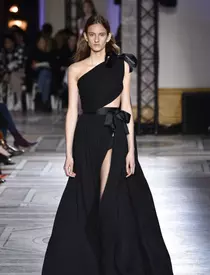 Apariții spectaculoase la Paris Fashion Week 2018!