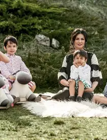 Nicoleta Luciu și copiii