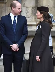 Kate Middleton, apariţie surpriză înainte de a naşte