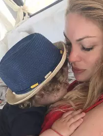 Cristi Borcea si familia la botezul fiului acum un an