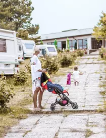 In vacanta cu cortul