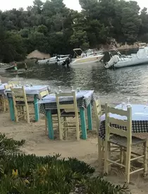 Adela Popescu a plecat în Grecia alaturi de Radu Valcan si baietelul lor