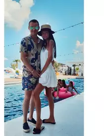 Anca Serea în vacanţă cu copiii la mare