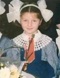 Adelina Pestrițu în prima zi de școală