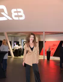 ROXANA VOLOSENIUC - ELLE România