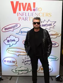 Cătălin Botezatu și-a făcut o schimbare de look. Creatorul de modă e excentric la 52 de ani