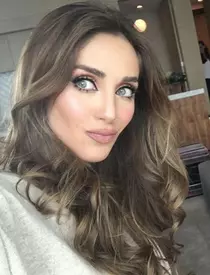 Îți mai aduci aminte de Anahi din Rebelde? Cum arată vedeta acum. Are 35 de ani și un băiețel de aproape 2 ani