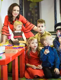 Raluca (ex Angeles) este mama a cinci copii