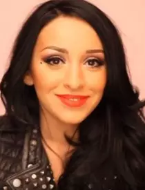 Ruby, înainte de operaţiile estetice