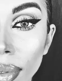 Soția lui Pepe are un nou job. Raluca Pastramă s-a făcut make-up artist. Cum au reacționat fanii ei