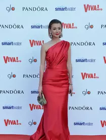 Denisa de la Bambi, de nerecunoscut la VIVA! PARTY 2019. Cântăreața a slăbit foarte mult