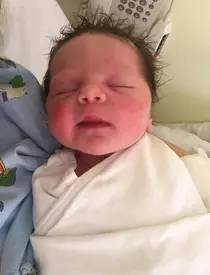Cum arată fetiţa fostului principe Nicolae şi al Nicoletei Cîrjan. Iris Anna, strănepoata Regelui Mihai, seamănă perfect cu tatăl ei!